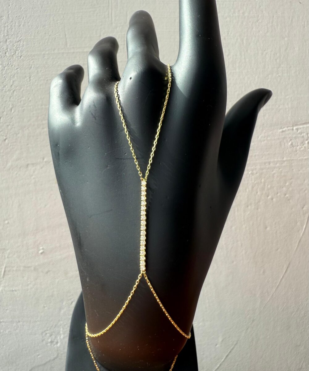 The Lumière Handchain