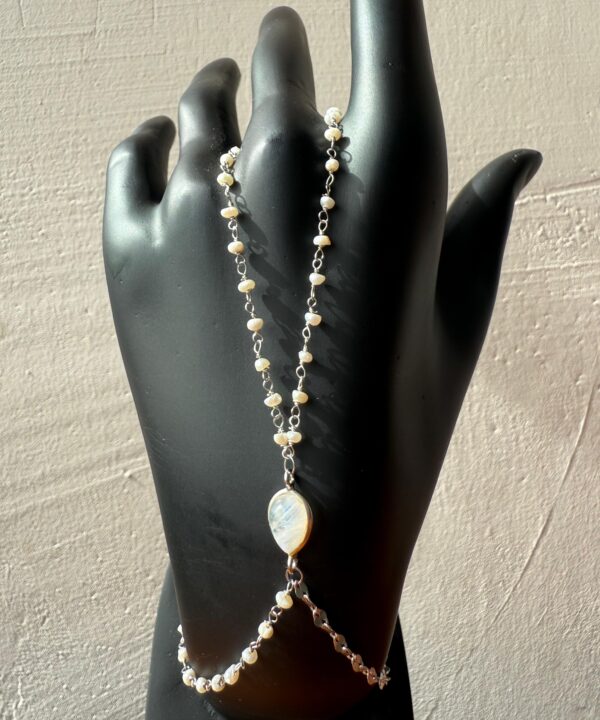 The Pearl moon stone Handchain